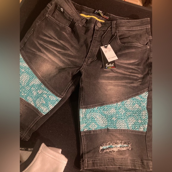 NWT Bundle! Switch Remarkable Limited Edition Sweatshirt, Shorts, and T-Shirt! - Picture 9 of 16